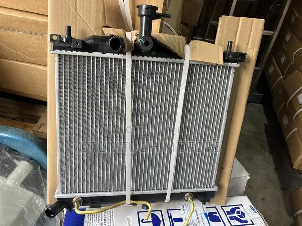 Hyundai I10 2008 2009 2010 2011 Radiator (Water Tank) · Photo 1