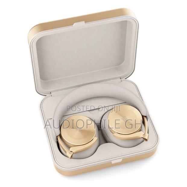 Bang Olufsen Beoplay H95 Noise Cancelling Headphones · Photo 8