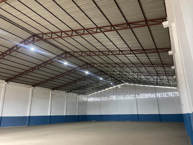 1000 SQM Warehouse at Airport · Photo 2