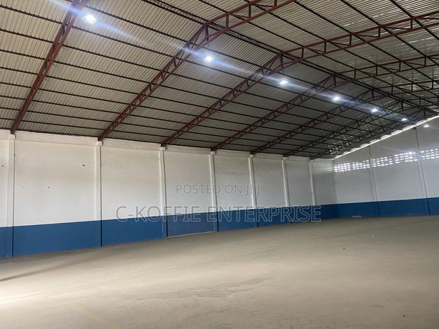 1000 SQM Warehouse at Airport · Photo 3