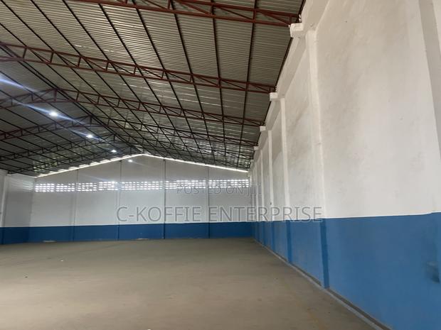 800 SQM + Offices at Spintex · Photo 3
