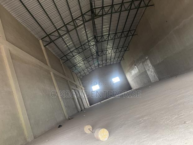 700 SQM at Pobiman for Rent · Photo 5