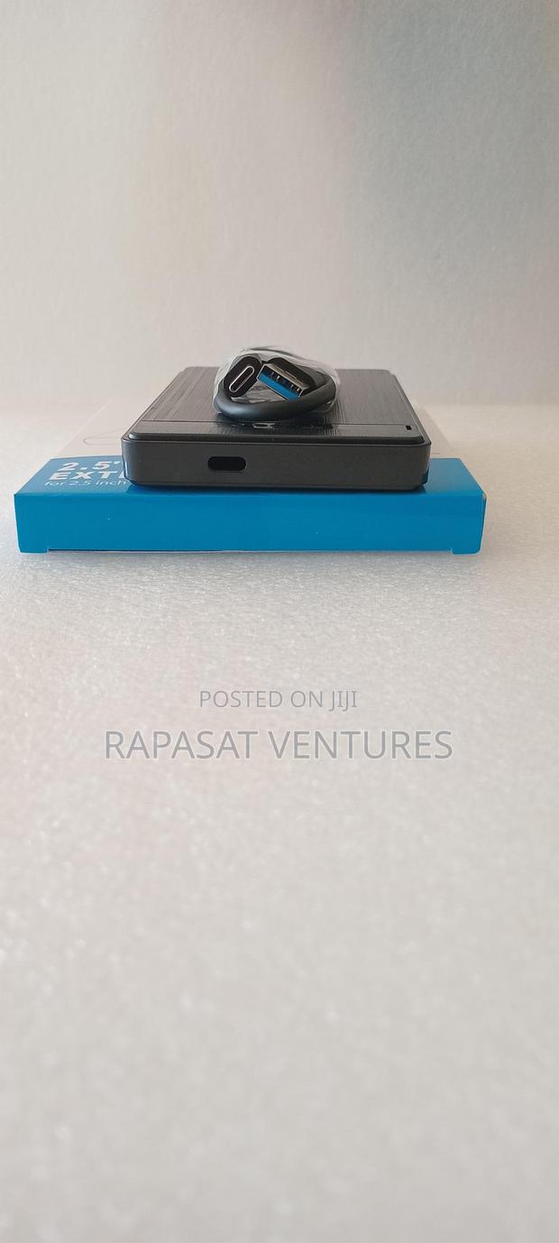 2.5" Usb-C HDD / SSD Sata External Enclosure · Photo 2