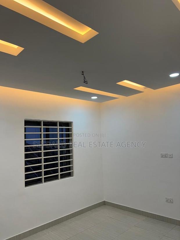 4bdrm Duplex in Sefdard Real Estate, Kasoa for sale · Photo 7