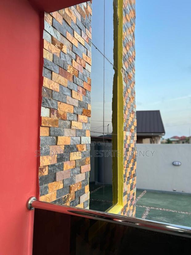 4bdrm Duplex in Sefdard Real Estate, Kasoa for sale · Photo 6