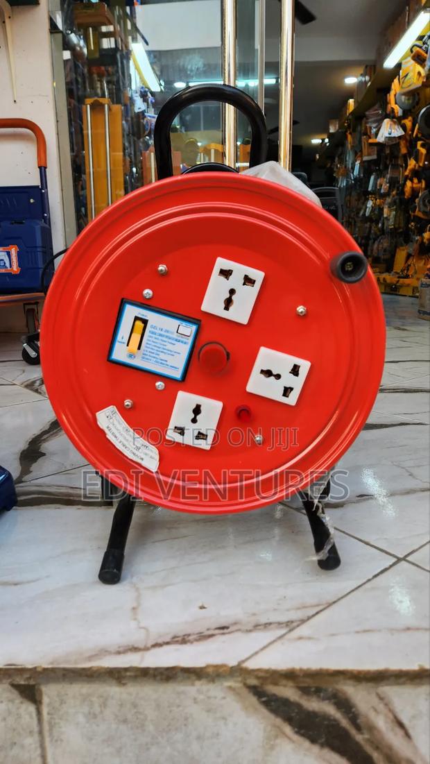 Royal Standard High Quality Extension Cable Reel 1.5x3x50m · Photo 1