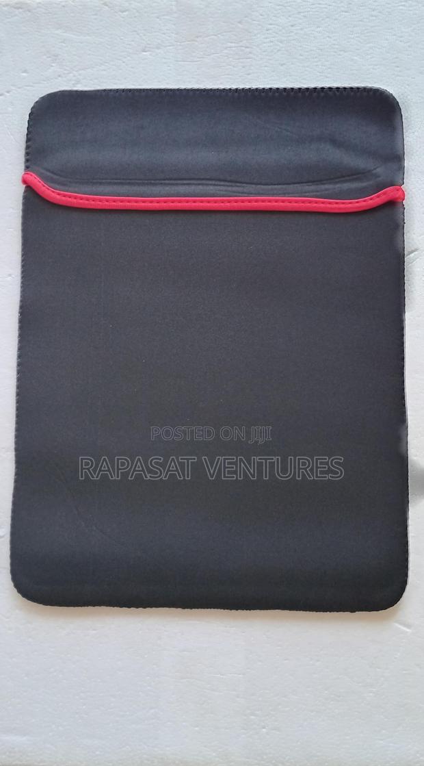 Laptop Sleeve Bag 15.6" (Black Red) · Photo 1