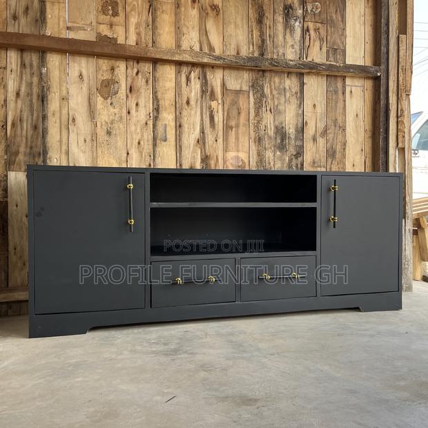 Chic Amzing Strong Tv Stand// Luxurious And Durable · Photo 2