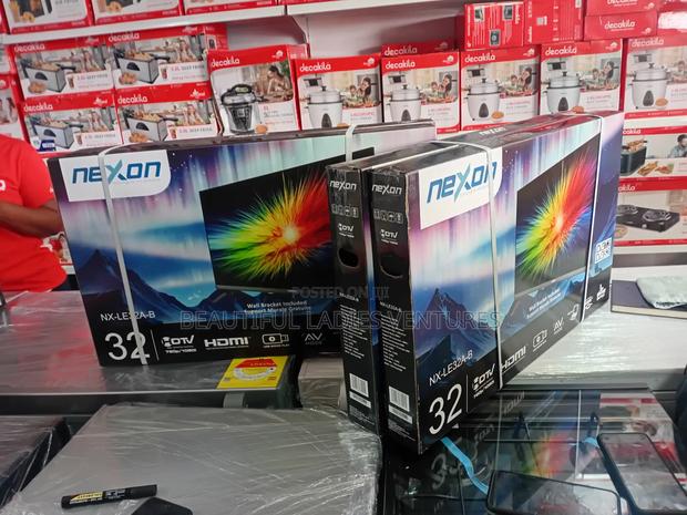 T2s2 Digital Satellite Brand New in Box Tv Tv · Photo 1