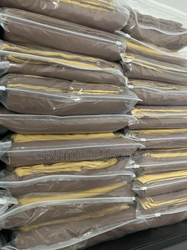 7 In 1 Brown And Yellow King Size Removable Duvet Set · Photo 5