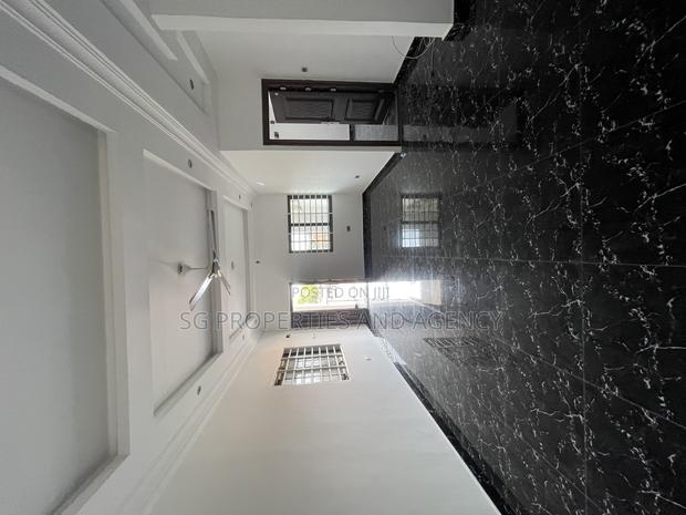 2bdrm Apartment in Batsonaa, Baatsona Total for rent · Photo 4