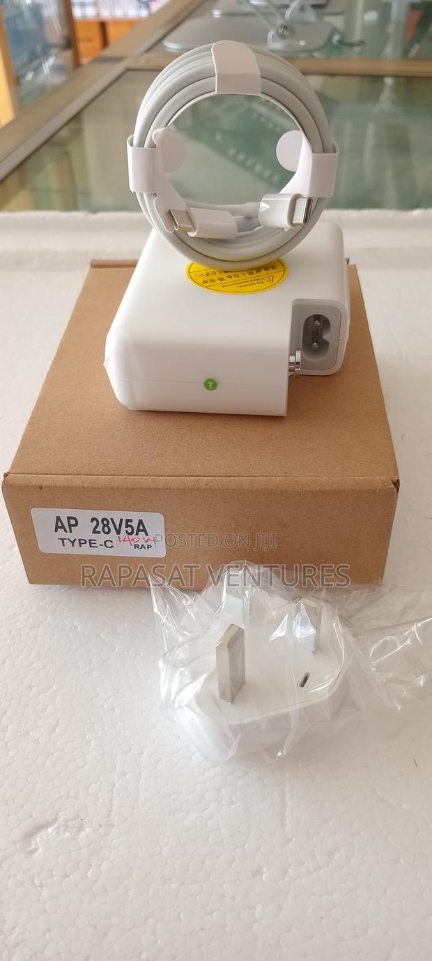Apple Macbook 28v 5a 140w Type C Adapter · Photo 2