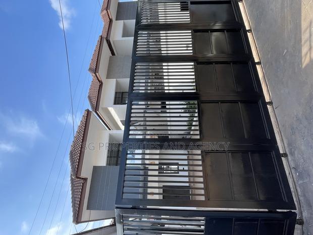 3bdrm Apartment in Batsonaa, Baatsona Total for rent · Photo 3