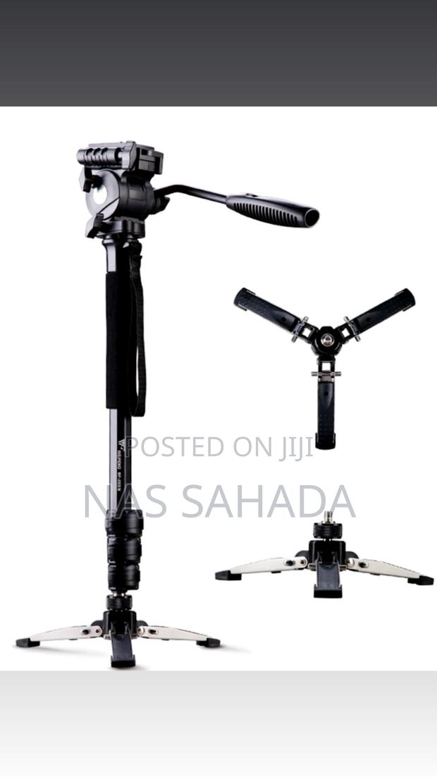 Monopod Camera Stand · Photo 1