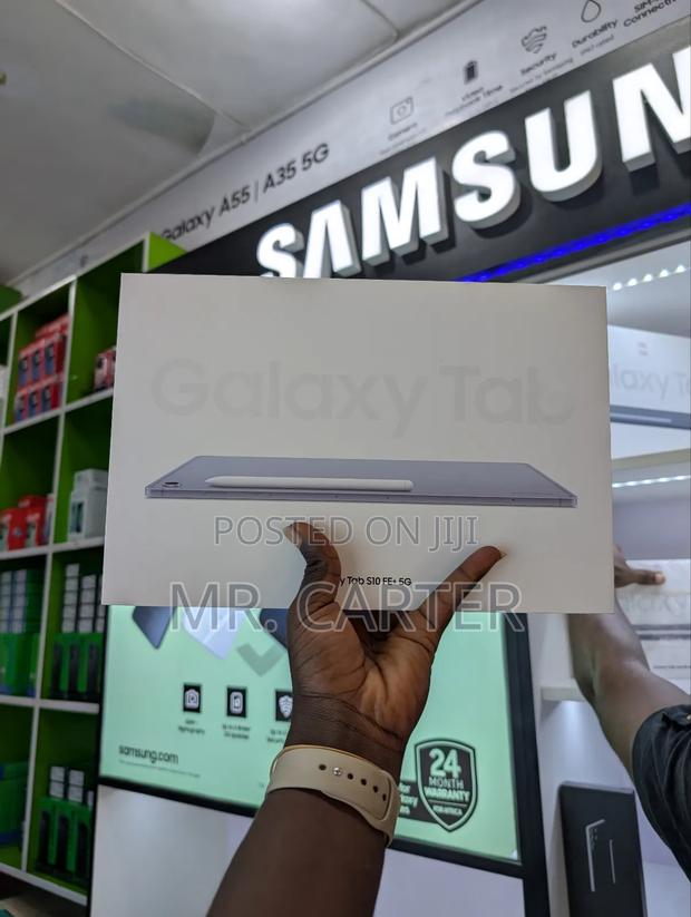 New Samsung Galaxy Tab S10 FE+ 256 GB Blue · Photo 4