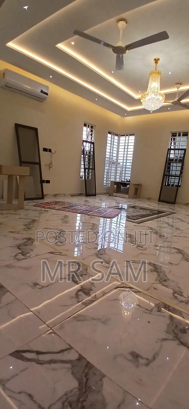5bdrm House in Sam Properties, West Hills Mall Area for sale · Photo 6