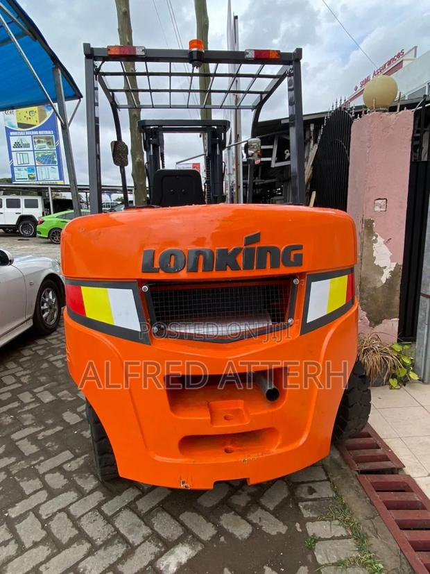 Forklif Machine 3 Tons 4 Meters · Photo 4