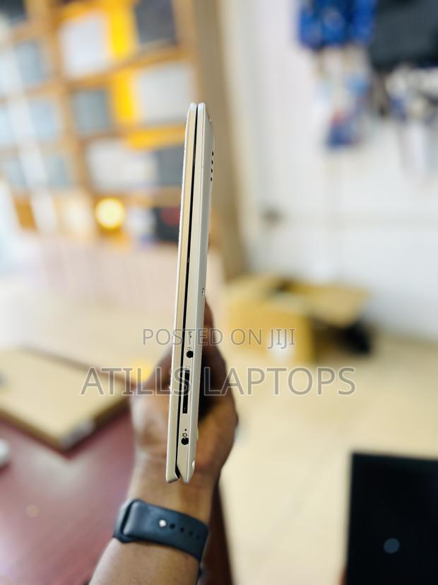 Laptop Lenovo Yoga 710 8GB Intel Core I7 SSD 256GB · Photo 6