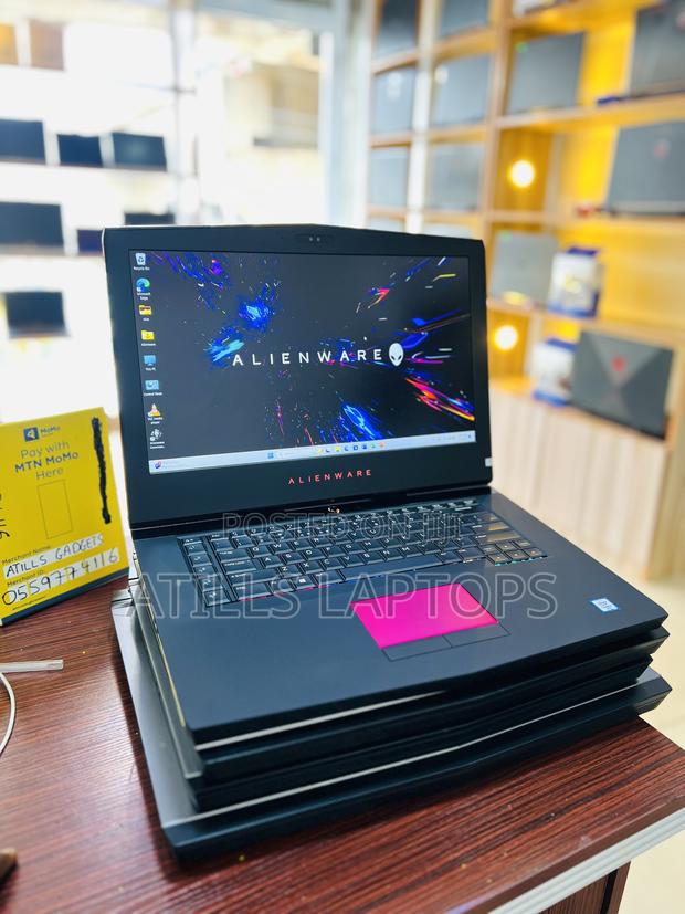 Laptop Alienware M15 R3 16GB Intel Core I7 HDD+SSD 1.5T · Photo 4