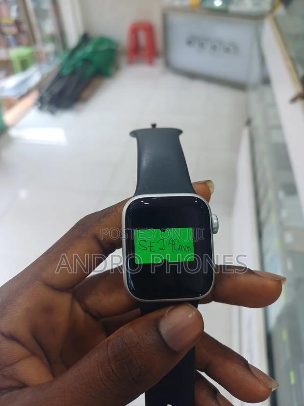 Aapple Watch Series Se 2 40mm · Photo 2