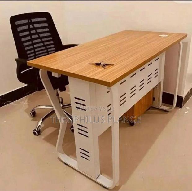Modern Office Desk , White Brown Study Table · Photo 1