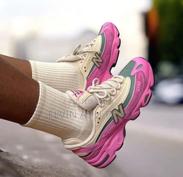 New Balance Real Pink Sandstone · Photo 2