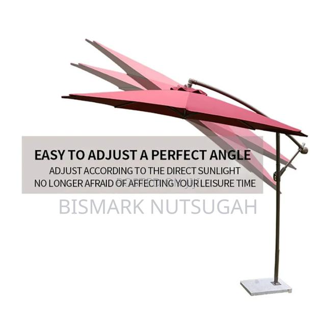 Outdoor Patio Umbrella for Sale · Photo 2