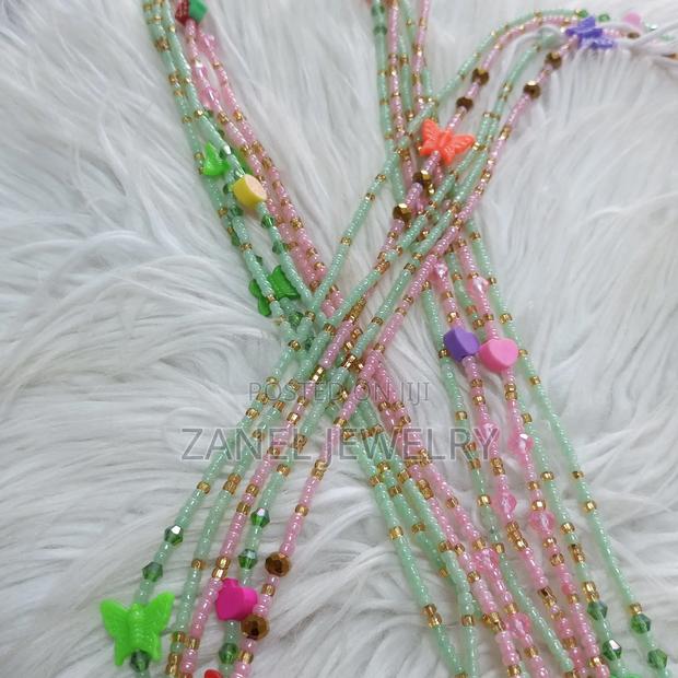 Colourful Waist Beads · Photo 1