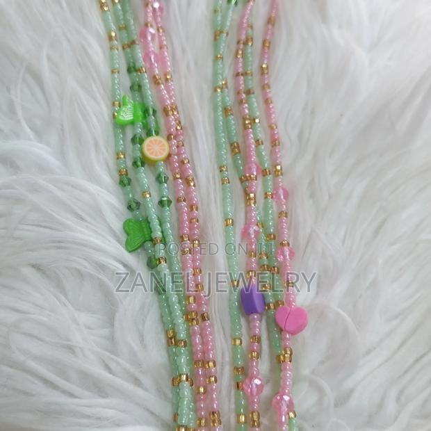 Colourful Waist Beads · Photo 2