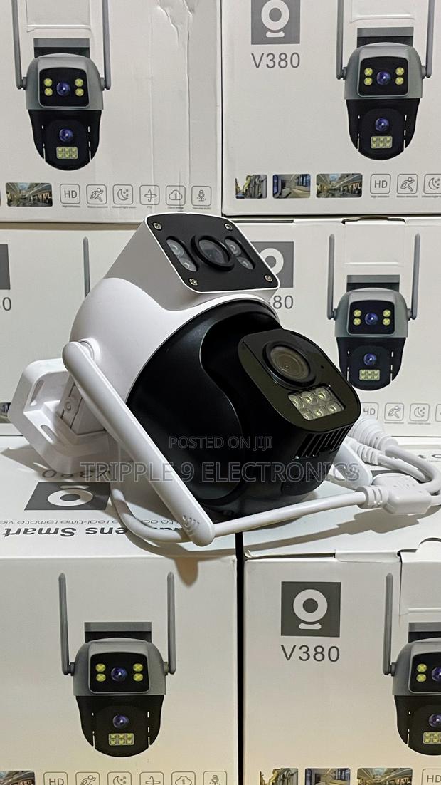 Smart 4g 380 Pro Dual Lens CCTV Camera · Photo 1