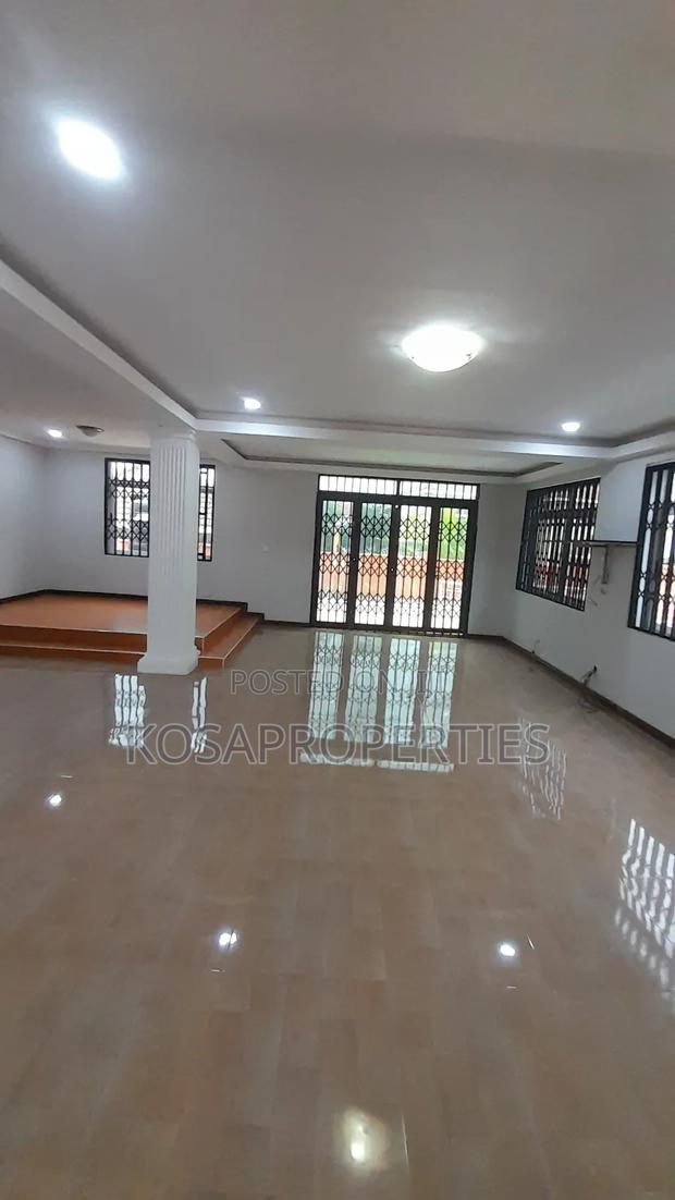 5bdrm House in Adjiringanor West, Adjiriganor for sale · Photo 4