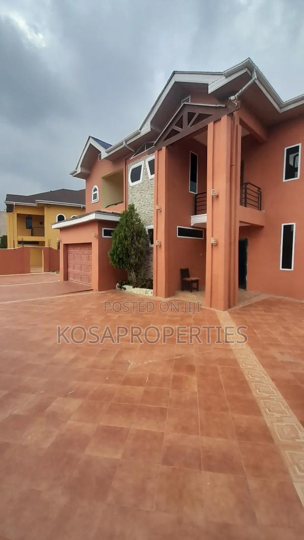 5bdrm House in Adjiringanor West, Adjiriganor for sale · Photo 3