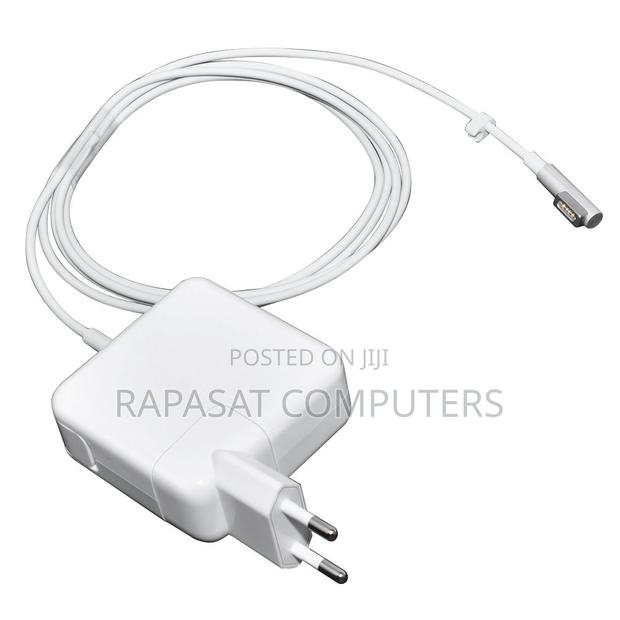 Apple Macbook 14.5v 3.1a 45w L-Type Charger · Photo 2
