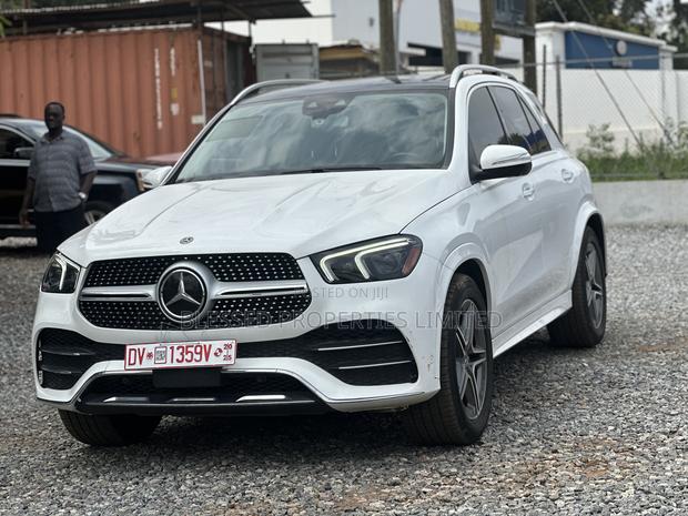 Mercedes-Benz GLE-Class GLE 450 4MATIC 2020 White · Photo 2
