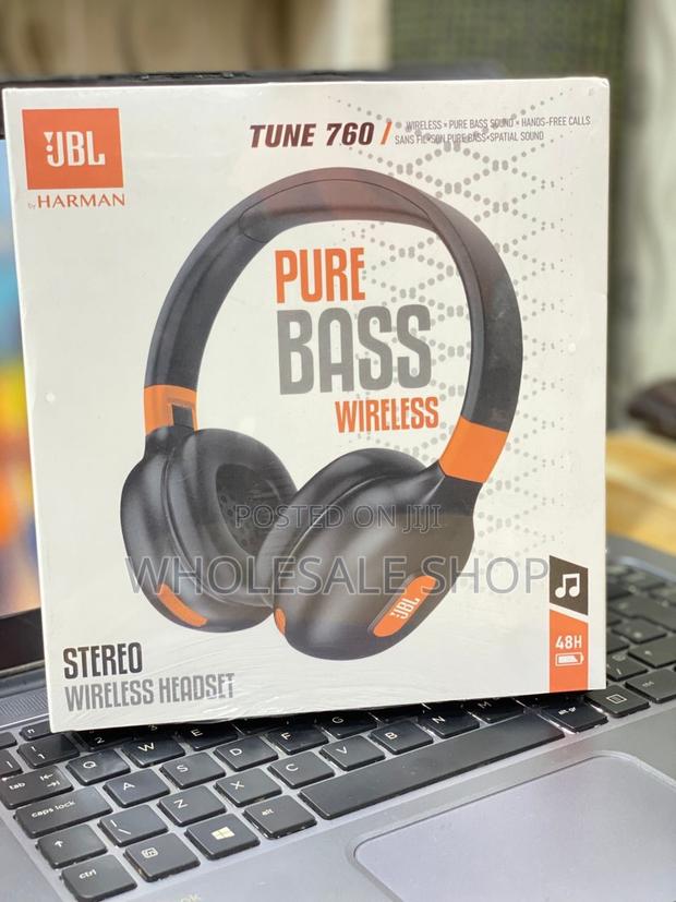 JBL Tune 760 Pure Bass Wireless Headset · Photo 2