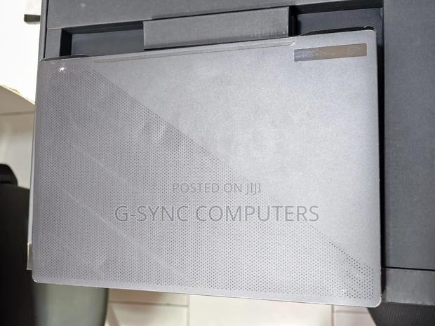 Laptop Asus ROG Zephyrus G15 16GB AMD Ryzen 9 SSD 512GB · Photo 5