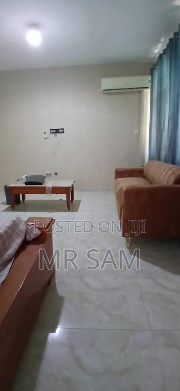20bdrm House in Sam Properties, West Hills Mall Area for rent · Photo 6