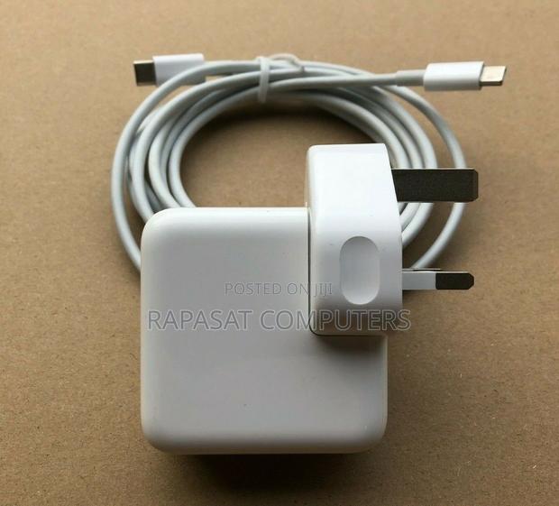Original Apple Macbook 28v 5a 140w Type C Charger · Photo 1