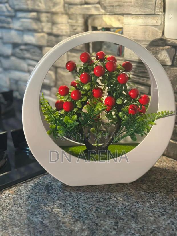 Artificial Flowers for Decor · Photo 3