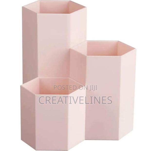 Pentagonal Boxes · Photo 1