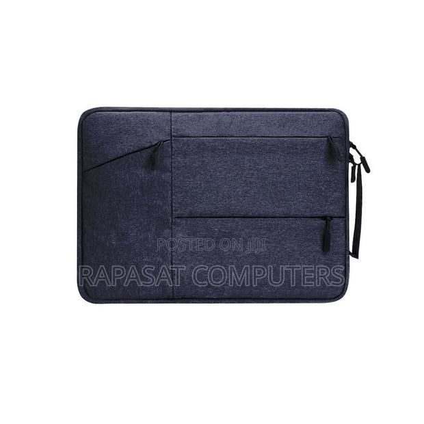 13.3" Black 3-Sides Zip Laptop Sleeve · Photo 1