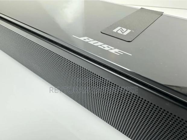 Bose Soundtounch 300 Soundbar · Photo 2