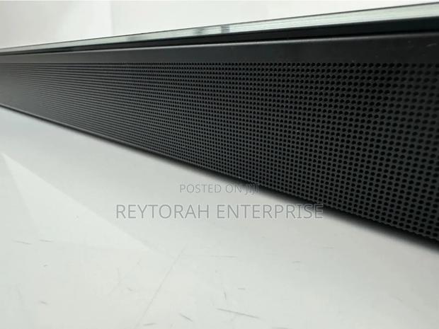 Bose Soundtounch 300 Soundbar · Photo 4