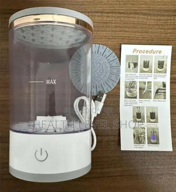 Automatic Makeup Brush Cleaner · Photo 3