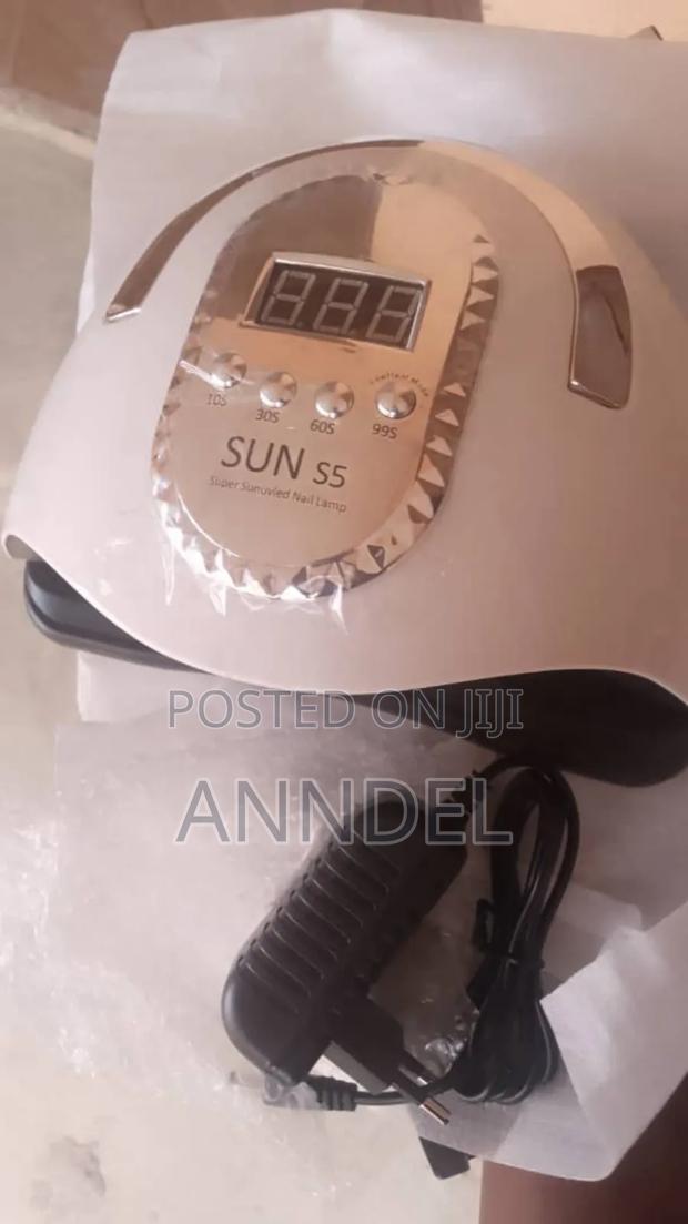 Nail Dryer · Photo 1