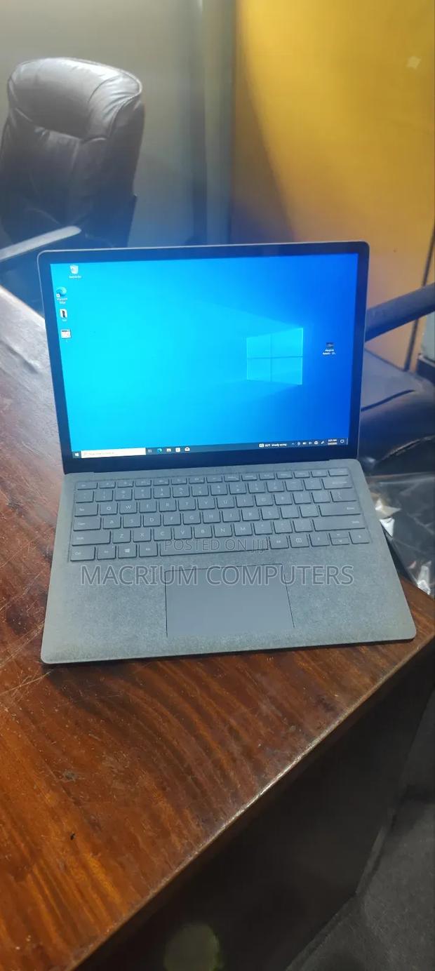 Laptop Microsoft Surface Laptop 2 8GB Intel Core i5 SSD 256GB · Photo 5