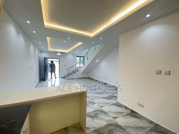 2bdrm Townhouse/Terrace in Nmai Dzorn for sale · Photo 4