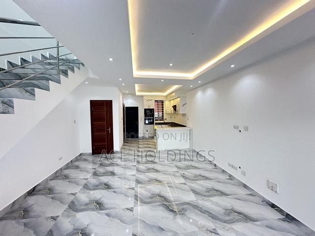 2bdrm Townhouse/Terrace in Nmai Dzorn for sale · Photo 5