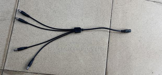4 Way Power Splitter for CCTV Cameras · Photo 3