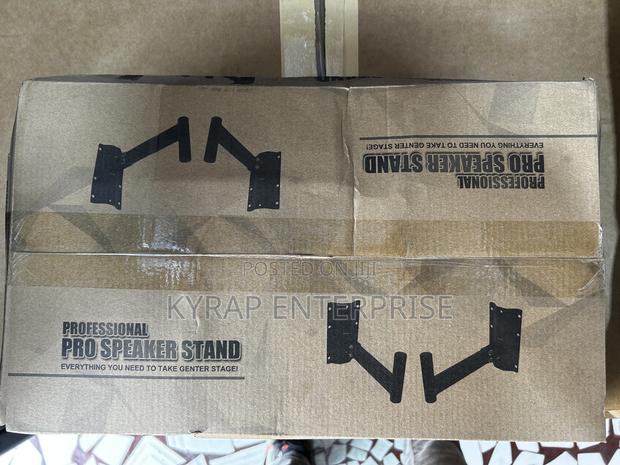 Wall Mount Speaker Stand · Photo 1